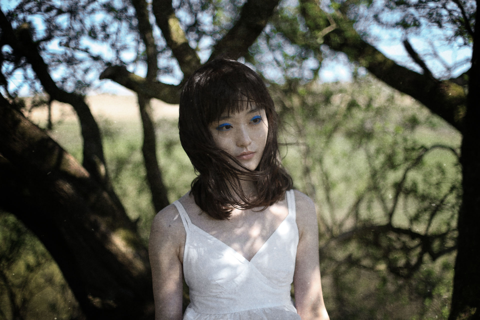 girl-portrait-yorkshire-nature-trees