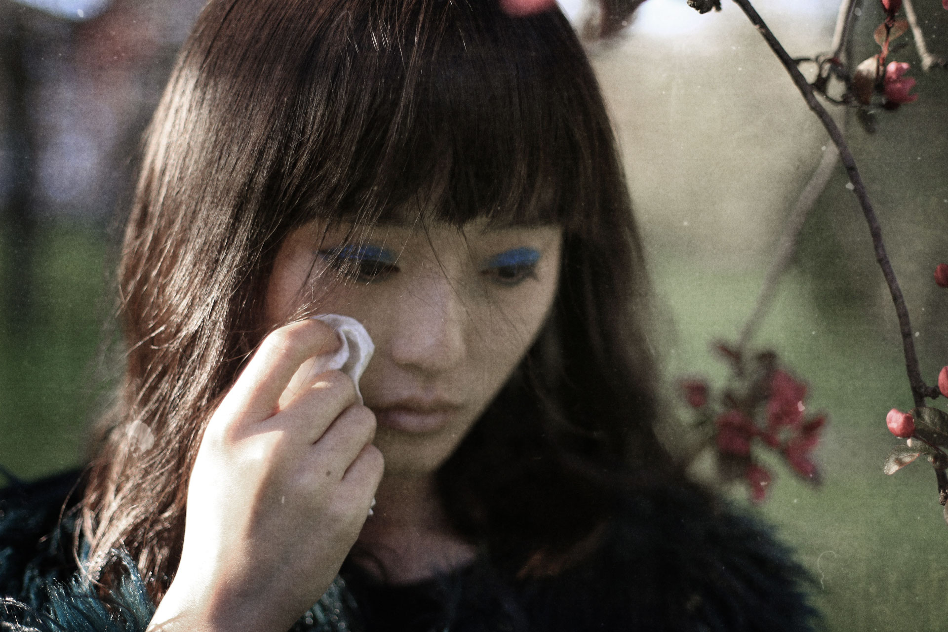 uncanny-cry-fashion-photography